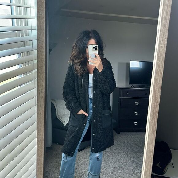 Long length Sherpa cozy jacket - Picture 1 of 4